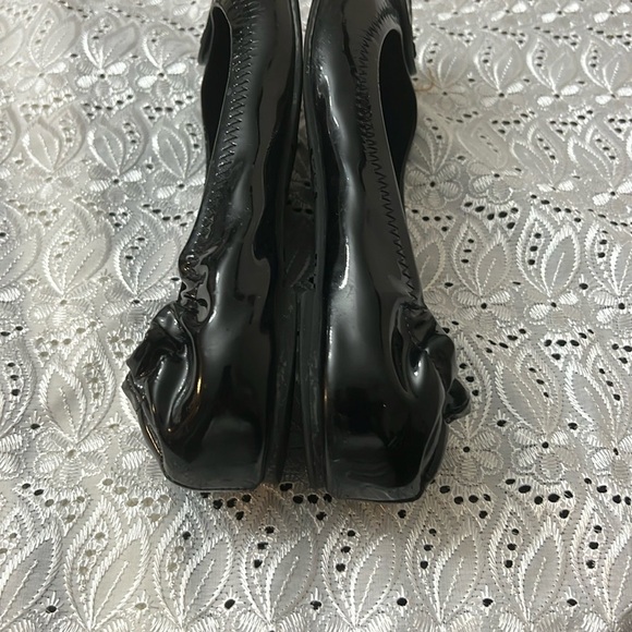 Tory Burch Black Leather Loafers Flats - Picture 5 of 7